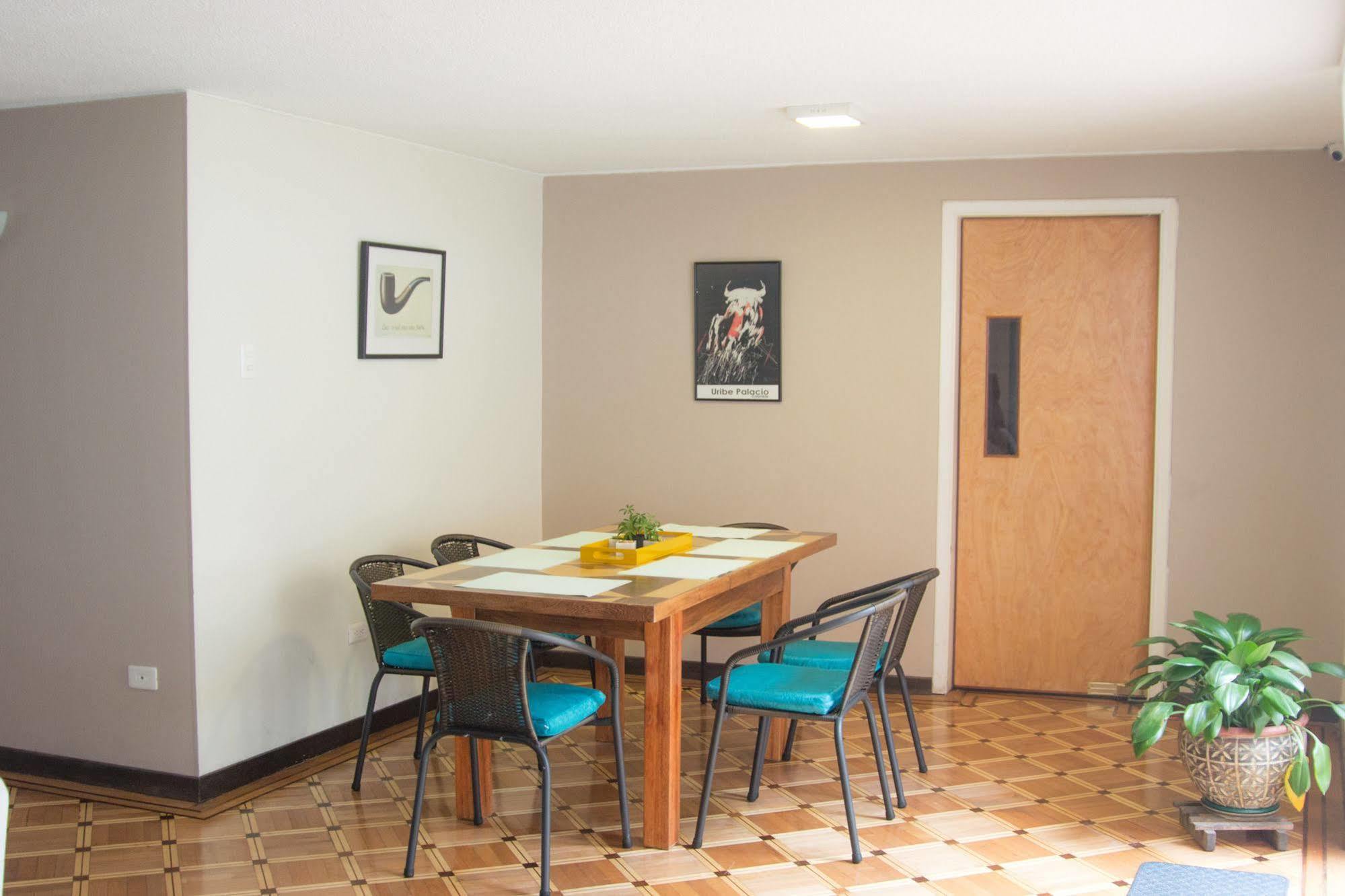 Hotel Casa Jota Bogotá Zewnętrze zdjęcie