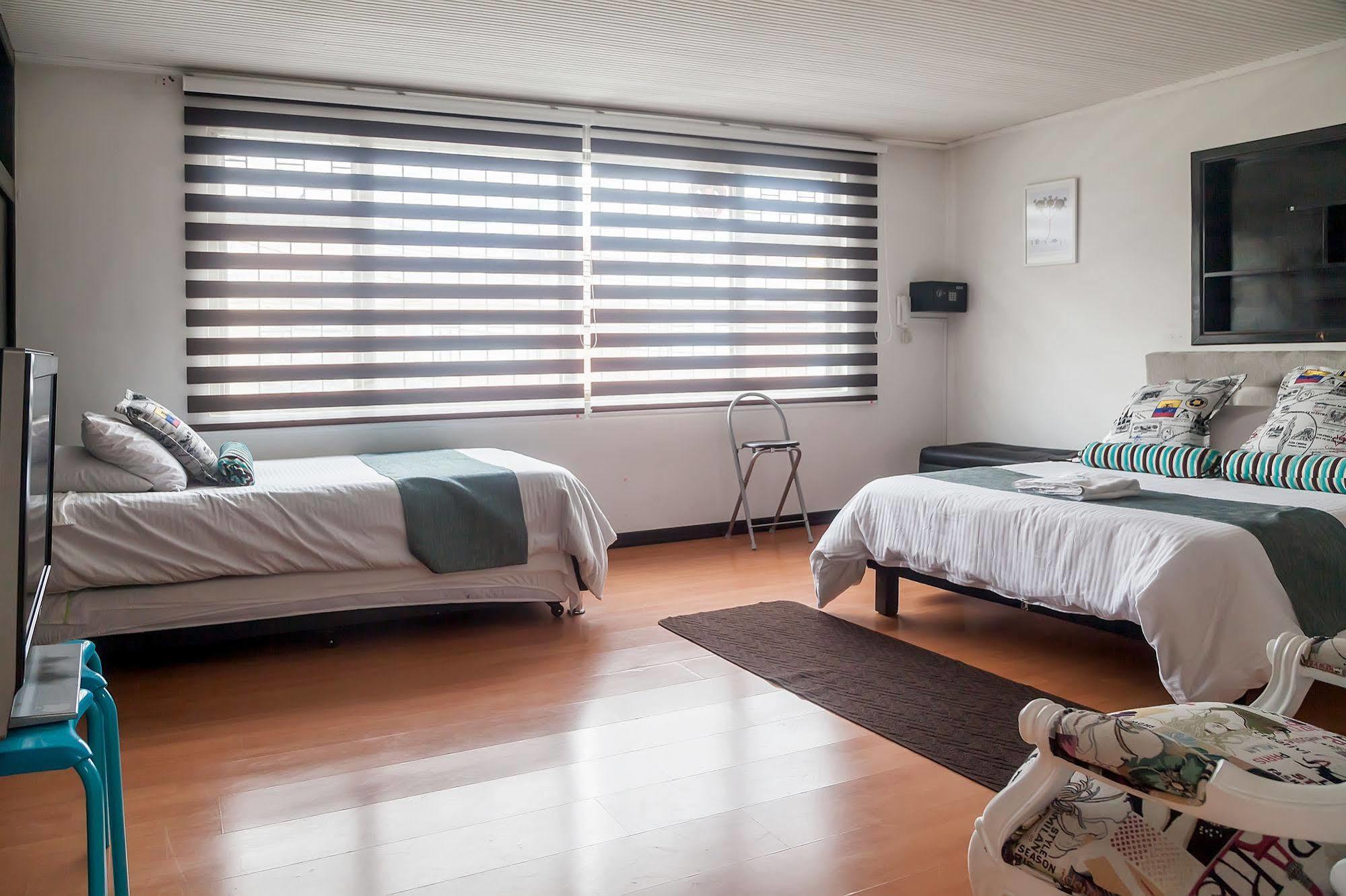 Hotel Casa Jota Bogotá Zewnętrze zdjęcie